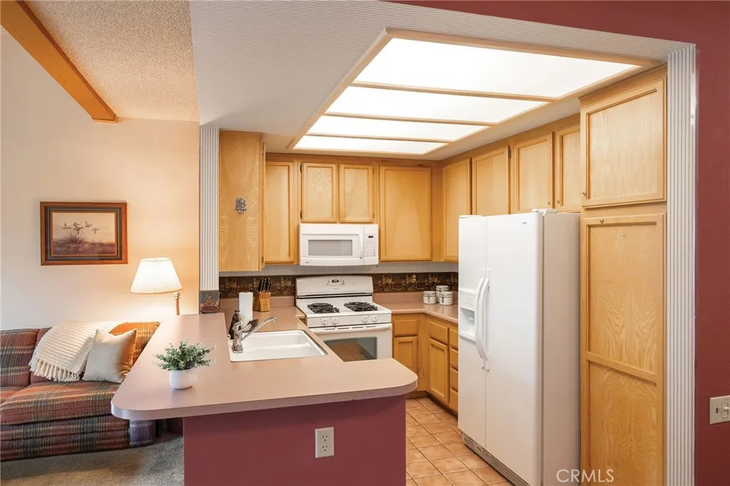 Additional image 6 of 737 Cienega Rd Unit D, Big Bear Lake, CA 92315
