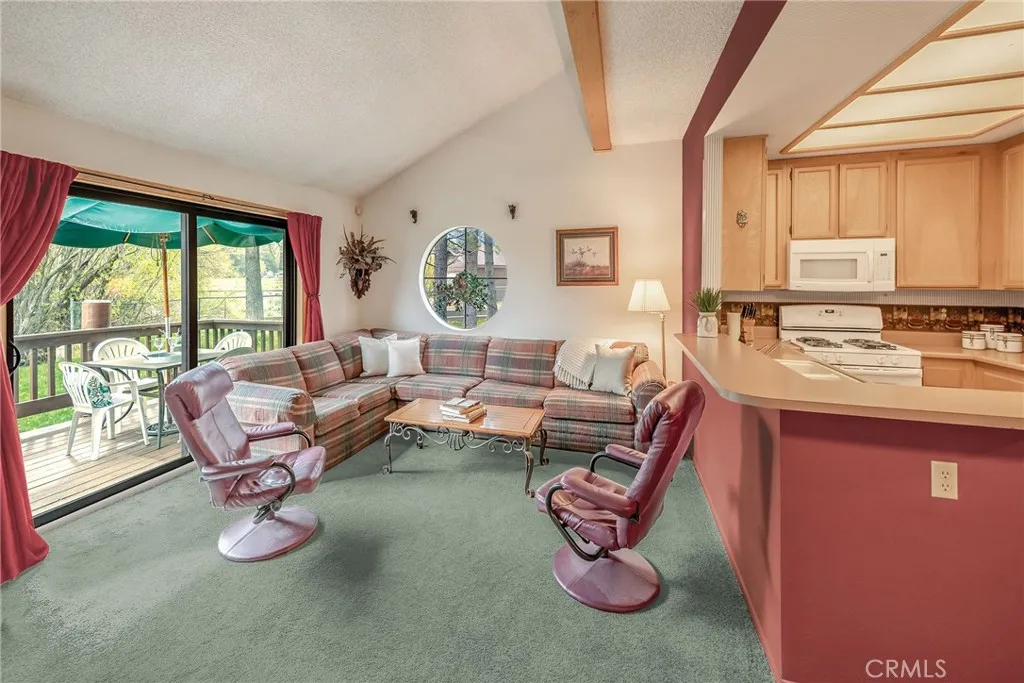 Additional image 9 of 737 Cienega Rd Unit D, Big Bear Lake, CA 92315