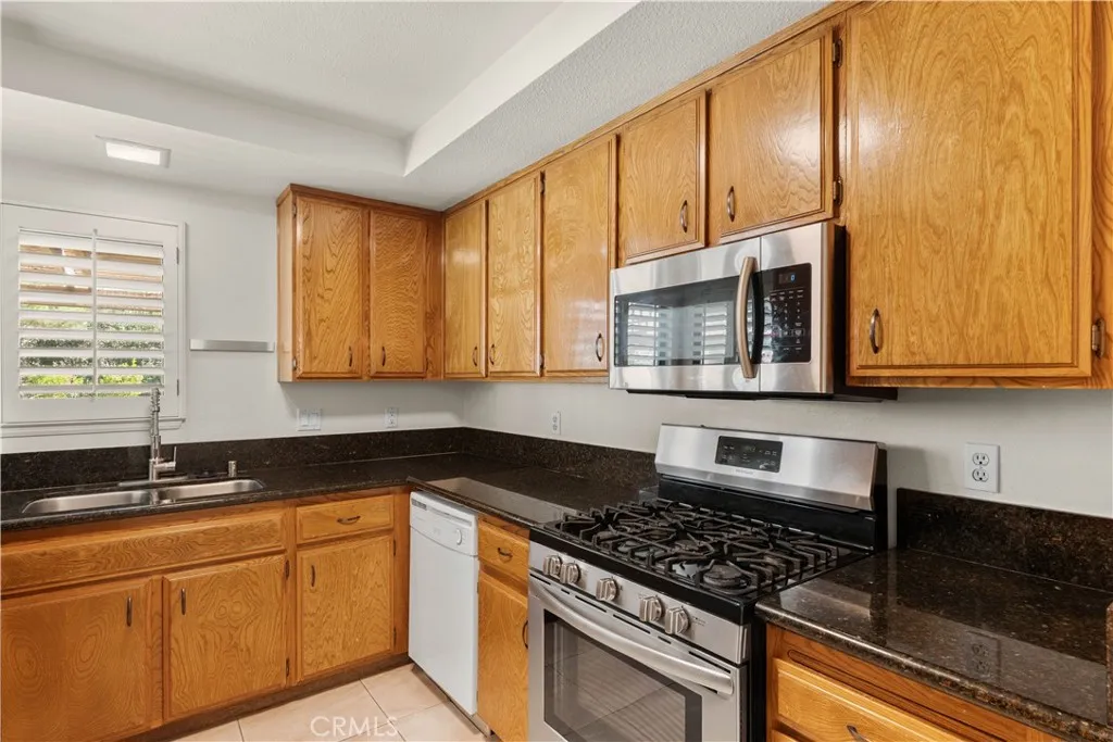 Additional image 9 of 887 Endicott Dr, Claremont, CA 91711