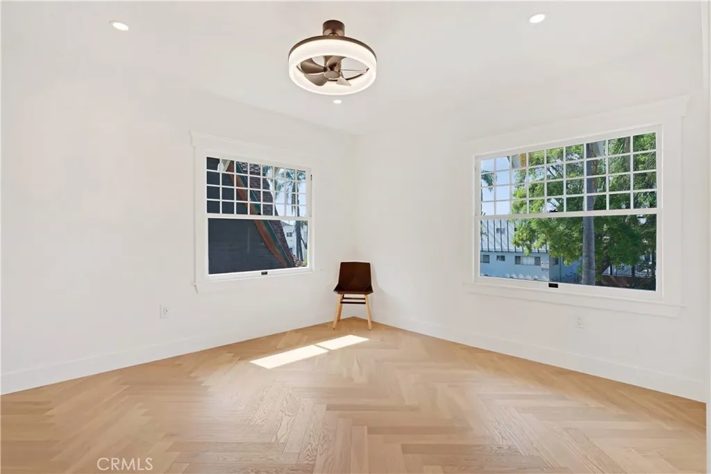 Additional image 56 of 1800 S Oxford Ave, Los Angeles, CA 90006