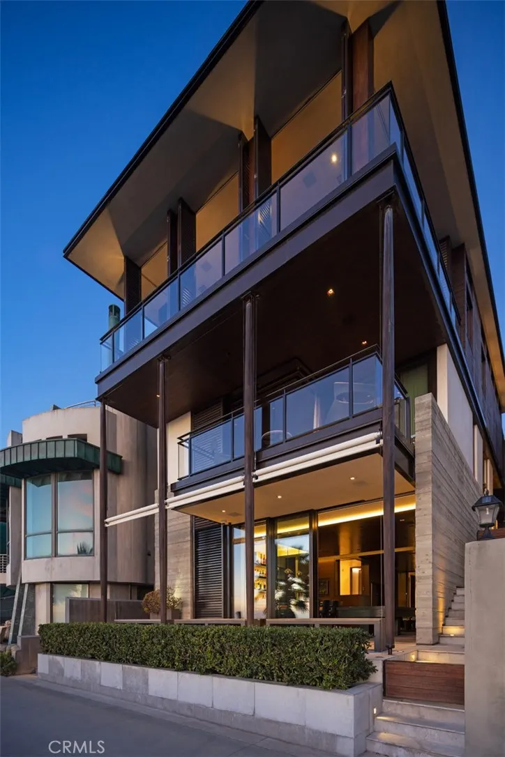 Additional image 60 of 3216 The Strand, Manhattan Beach, CA 90266