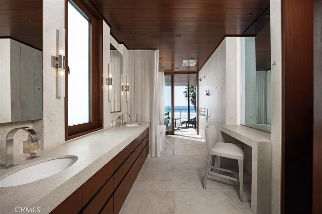 Additional image 70 of 3216 The Strand, Manhattan Beach, CA 90266