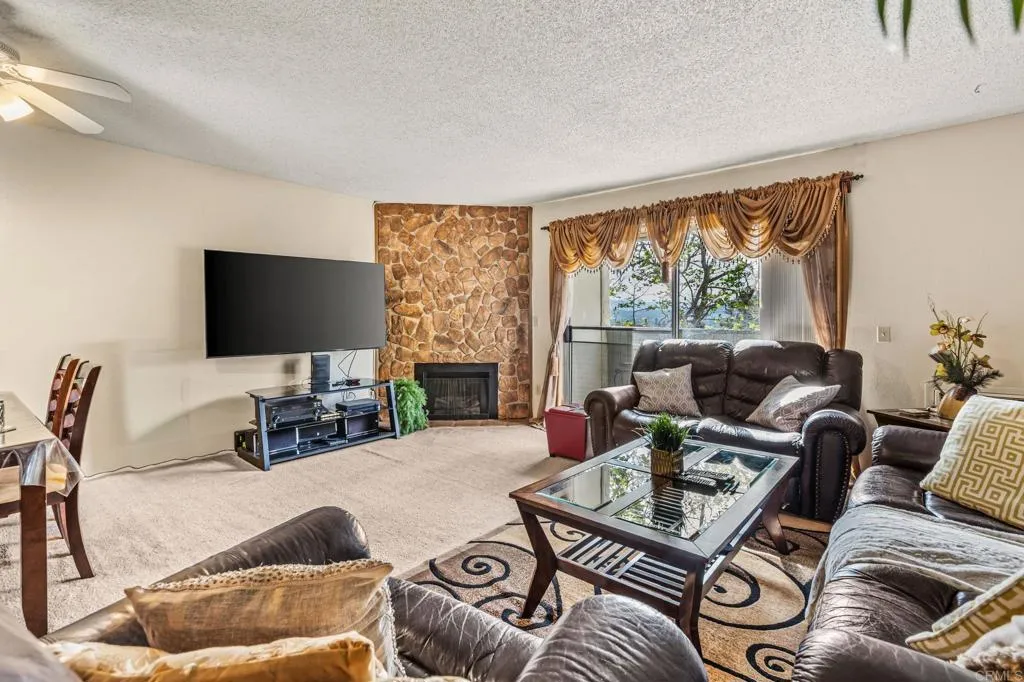 Additional image 3 of 276 S Pierce Street, El Cajon, CA 92020