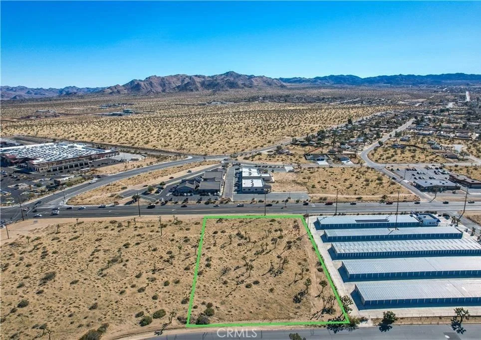 29 Palm Hwy, Yucca Valley, CA 92284