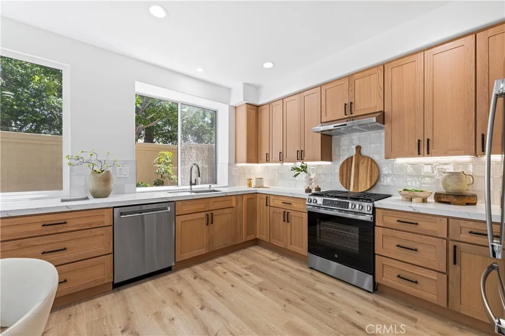 Additional image 20 of 9 Figaro, Irvine, CA 92606