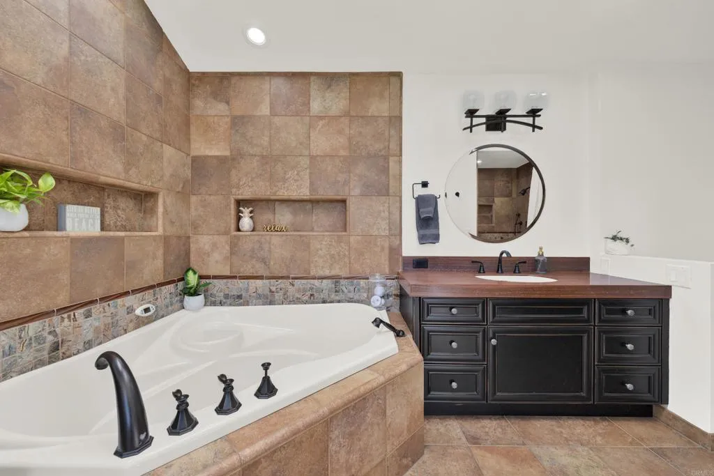 Additional image 95 of 6460 Golfcrest Drive, San Diego, CA 92119