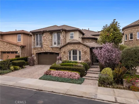 27694 Manor Hill Road, Laguna Niguel, CA MLS: OC25067098