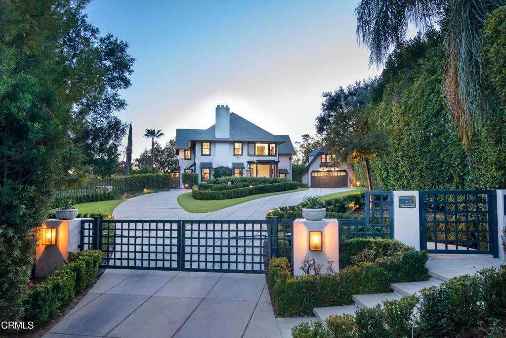 851 Fairfield Circle, Pasadena, CA 91106