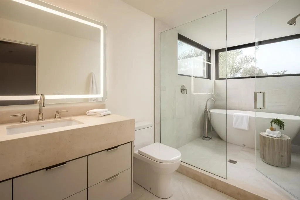 Additional image 71 of 601 N Cedros Avenue, Solana Beach, CA 92075