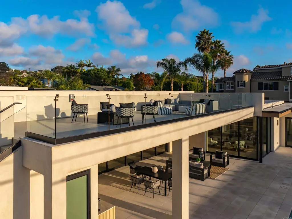 Additional image 57 of 601 N Cedros Avenue, Solana Beach, CA 92075