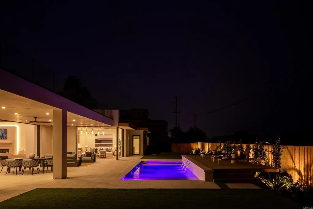 Additional image 77 of 601 N Cedros Avenue, Solana Beach, CA 92075