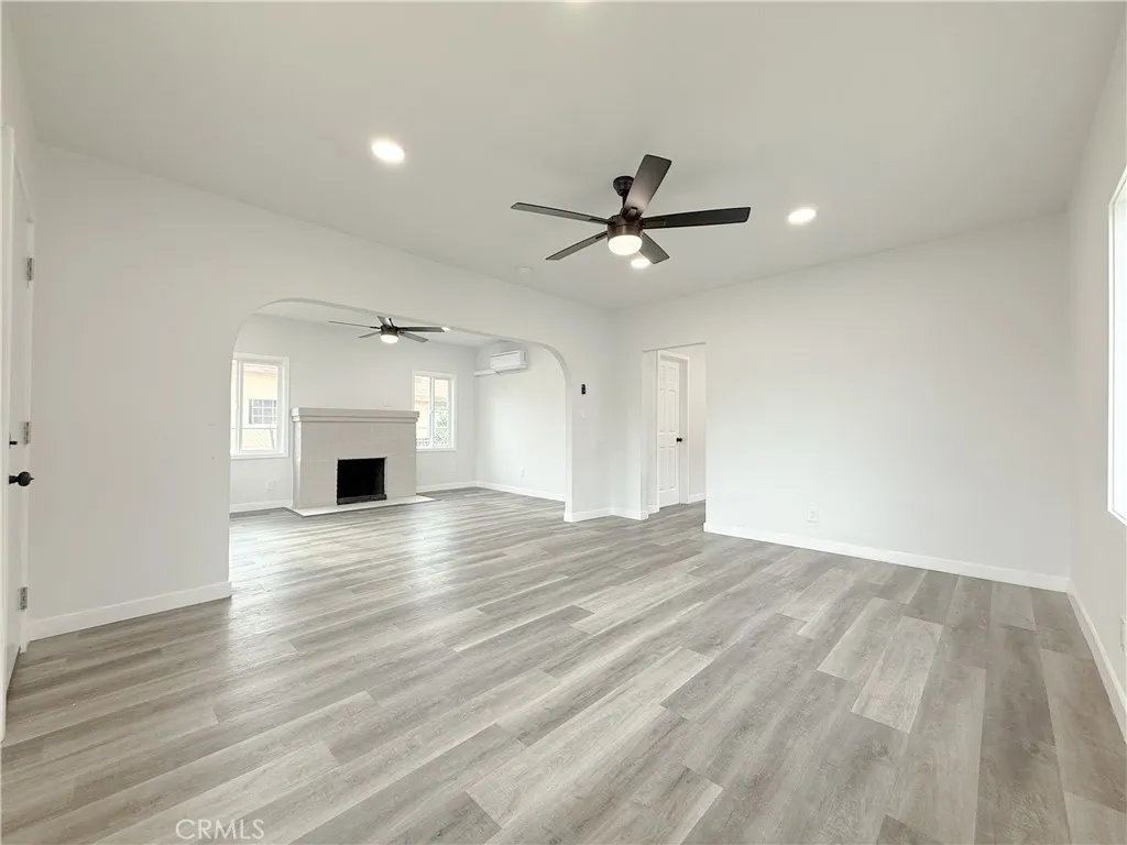 Additional image 32 of 445 E 119th Street, Los Angeles, CA 90061