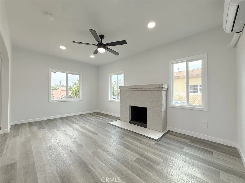 Additional image 37 of 445 E 119th Street, Los Angeles, CA 90061