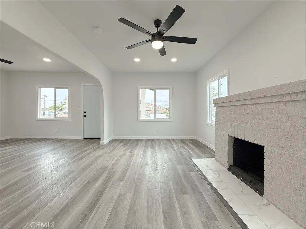 Additional image 12 of 445 E 119th Street, Los Angeles, CA 90061