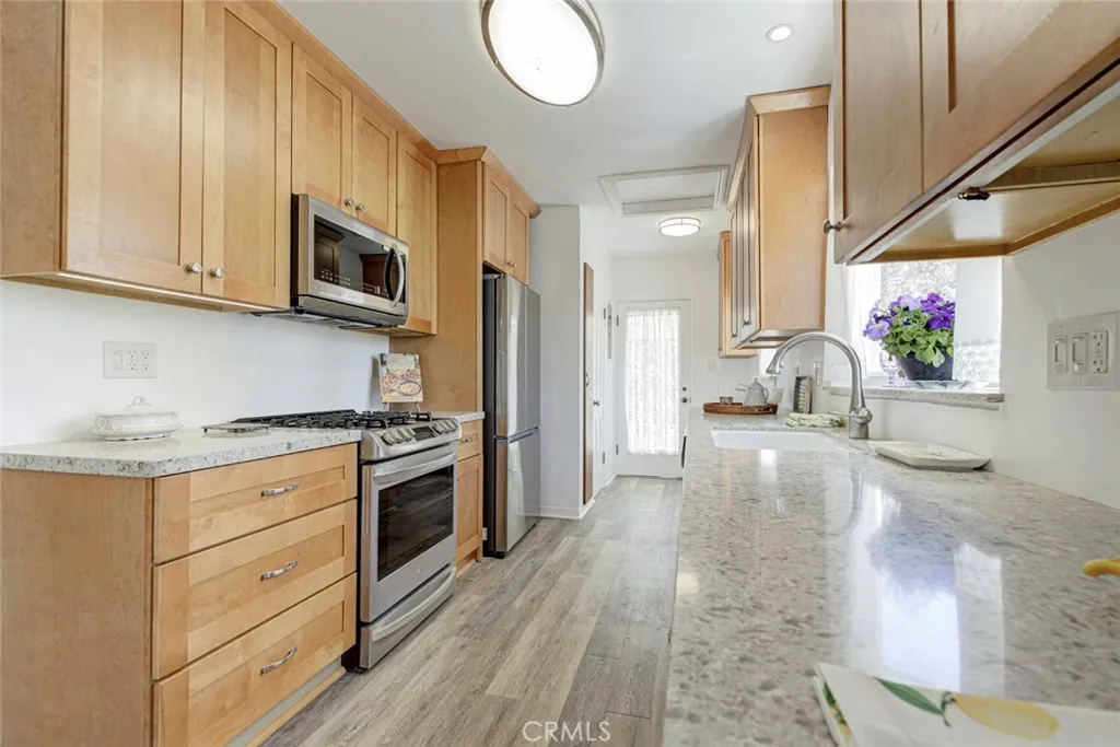 Additional image 14 of 905 Alma Street, Glendale, CA 91202