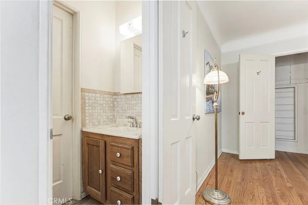 Additional image 69 of 905 Alma Street, Glendale, CA 91202