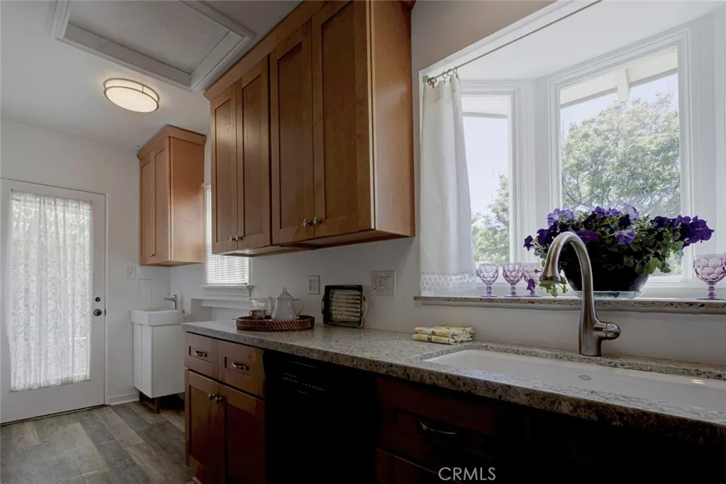 Additional image 17 of 905 Alma Street, Glendale, CA 91202