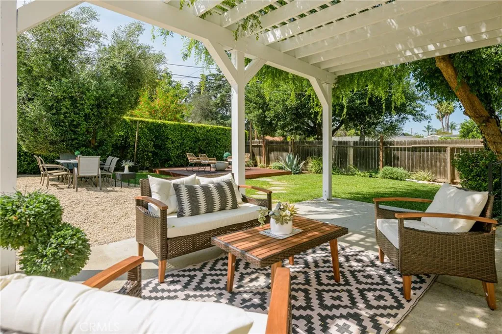 Additional image 37 of 17256 Lemay St, Lake Balboa, CA 91406