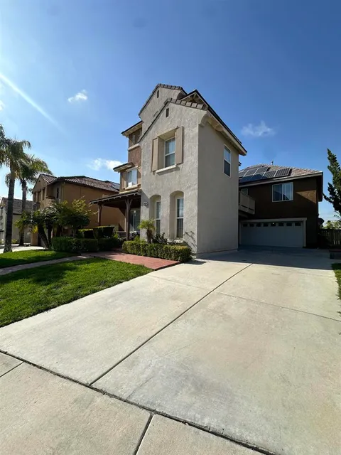 44364 Kingston Drive, Temecula, CA MLS: PTP2503373