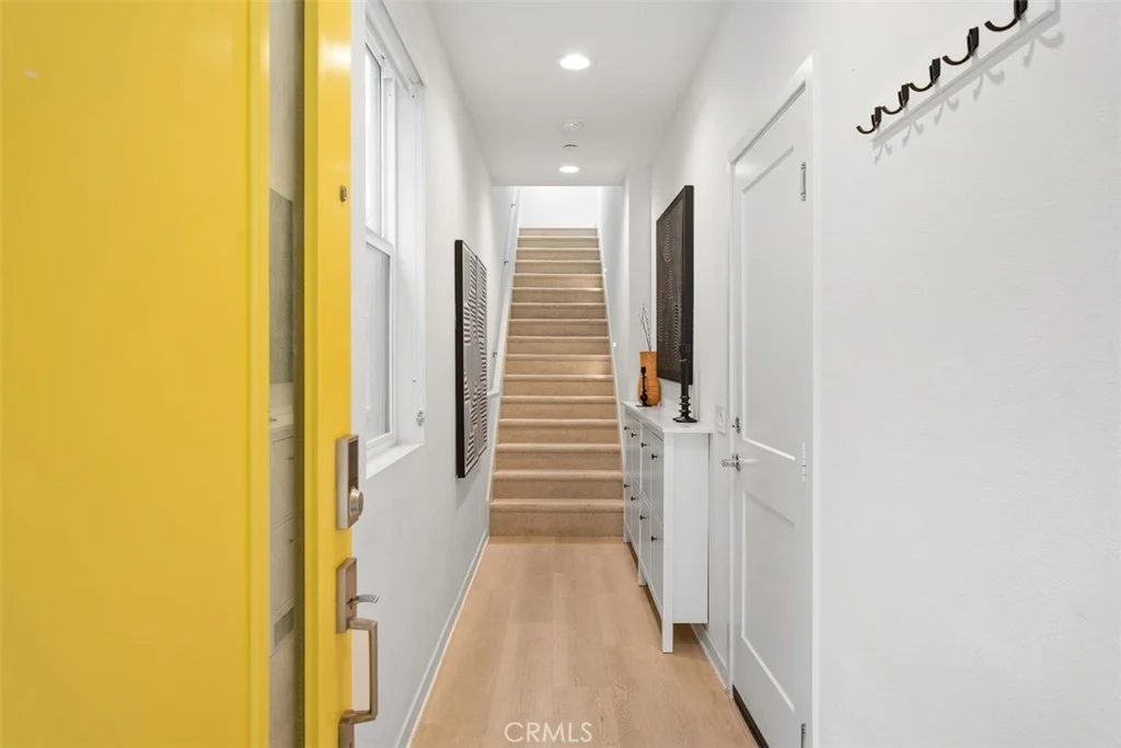 130 Tenor, Irvine, CA 92618 photo 3