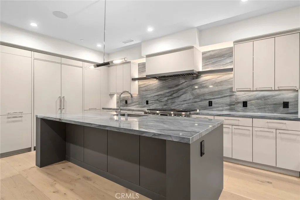 Additional image 4 of 1511 Cliff Drive, Newport Beach, CA 92663