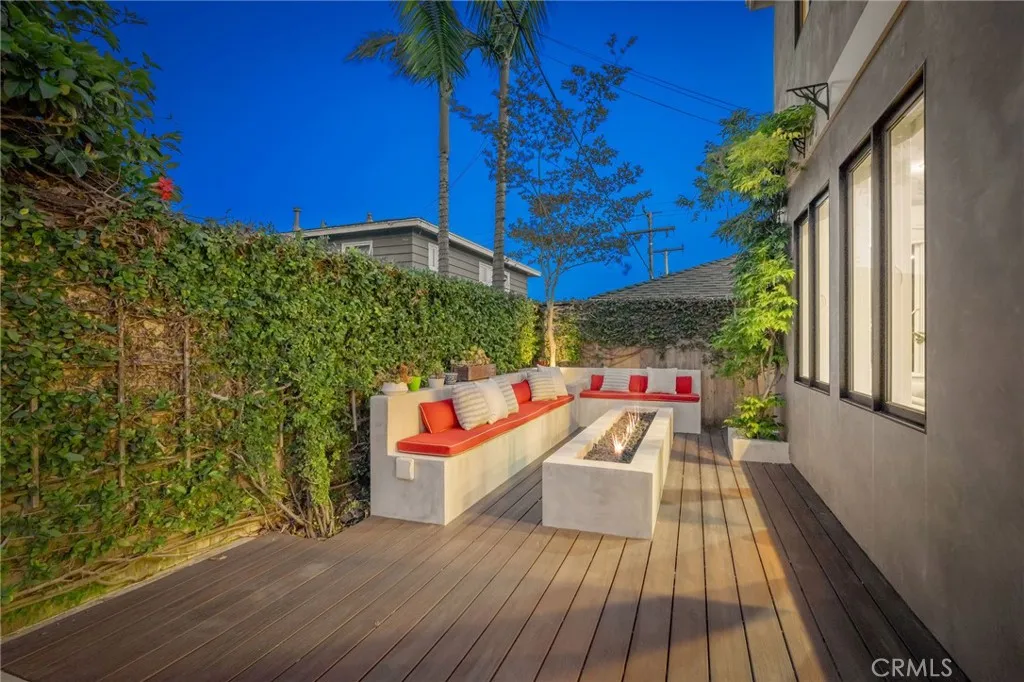 Additional image 85 of 1704 N Poinsettia Ave, Manhattan Beach, CA 90266