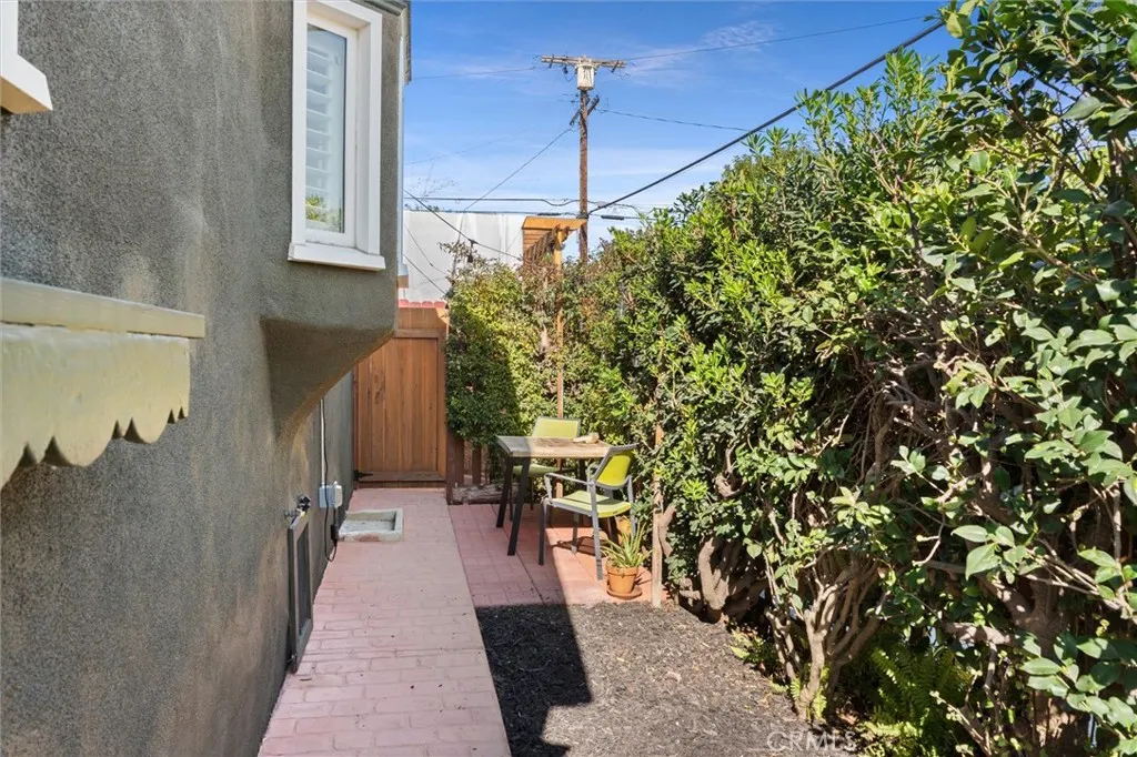 Additional image 101 of 3903 W 59th Place, Los Angeles, CA 90043