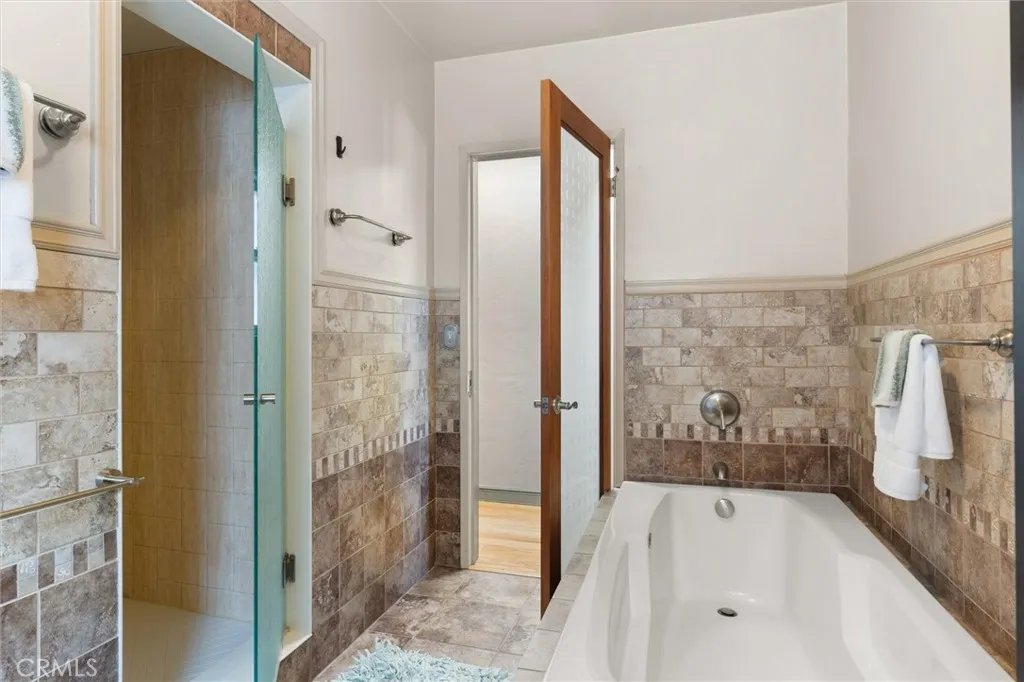 Additional image 78 of 3903 W 59th Place, Los Angeles, CA 90043