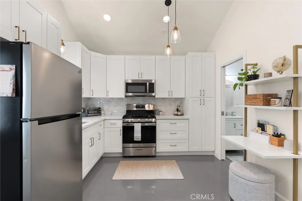 Additional image 89 of 3903 W 59th Place, Los Angeles, CA 90043