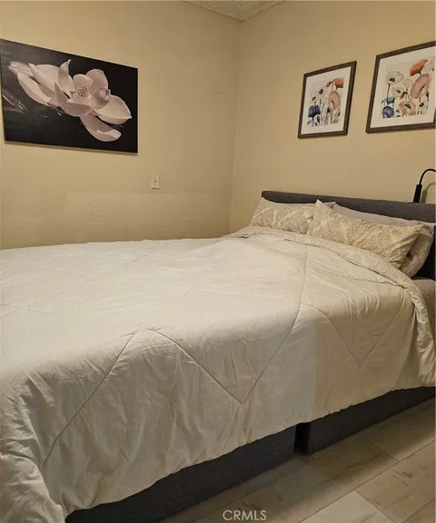 306 E Chestnut Avenue Unit F, Santa Ana, CA MLS: PW25108206