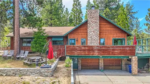 796 Cove Dr, Big Bear, CA MLS: NP25027172