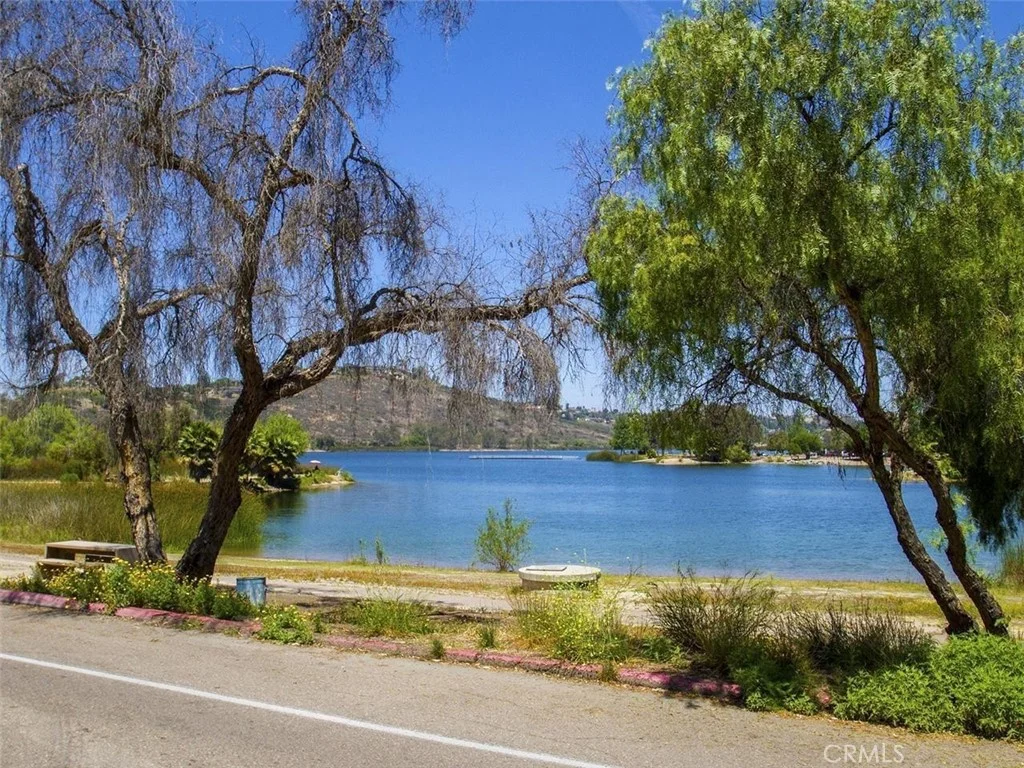 5700 Baltimore Dr Unit 106, La Mesa, CA 91942