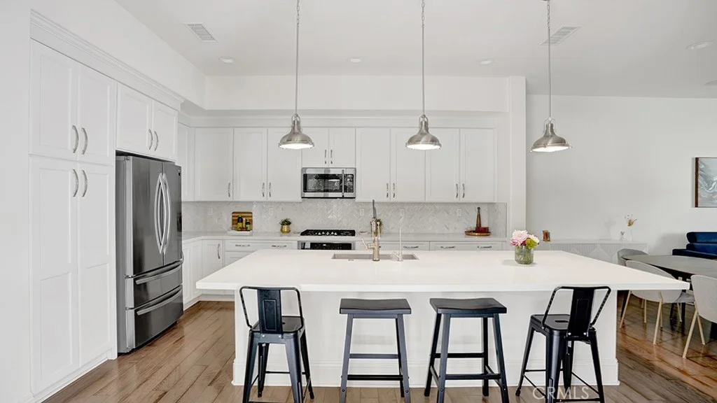 111 Frame, Irvine, CA 92618 photo 3