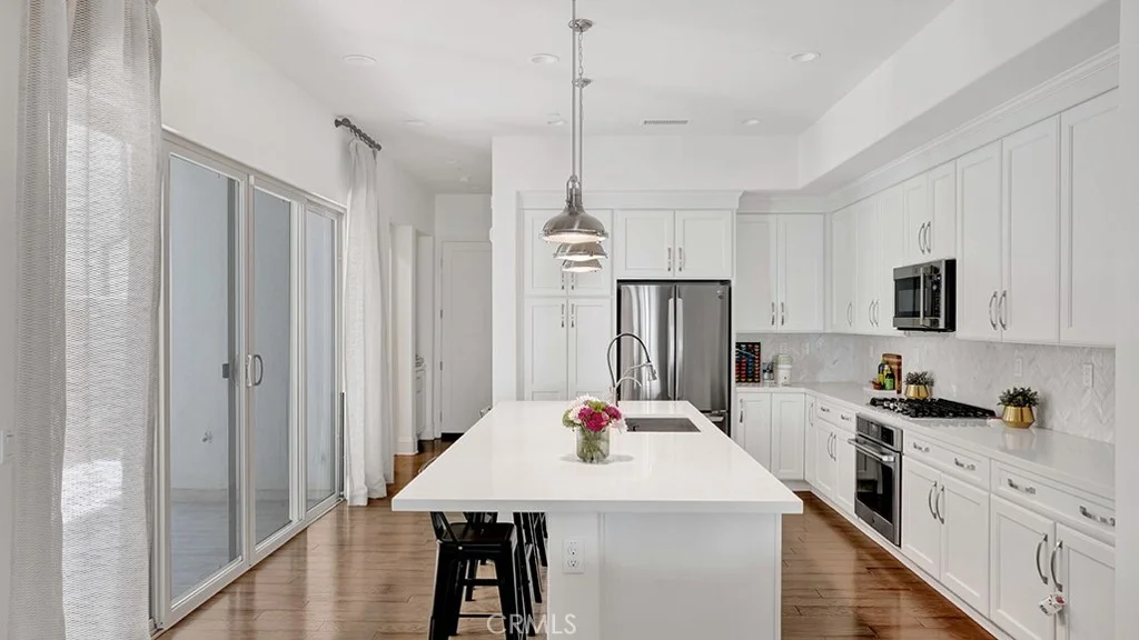 111 Frame, Irvine, CA 92618 photo 5