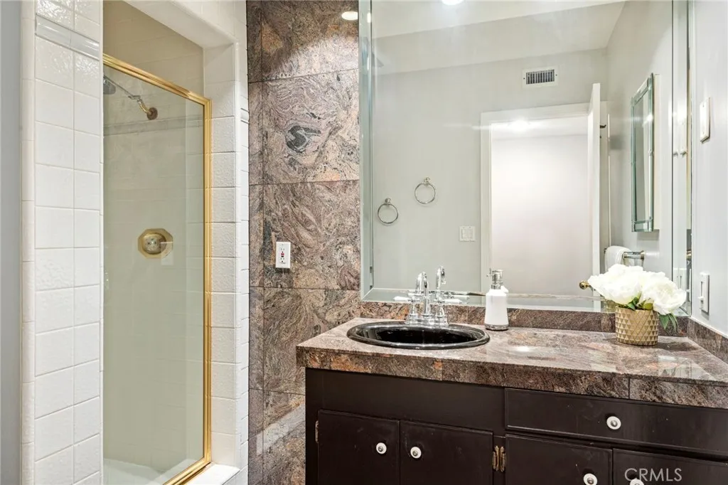 Additional image 18 of 3250 Velma Drive, Los Angeles, CA 90068