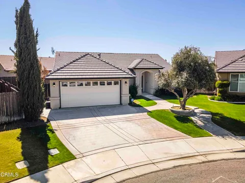 10311 Pinnacle Court, Bakersfield, CA MLS: V1-28585