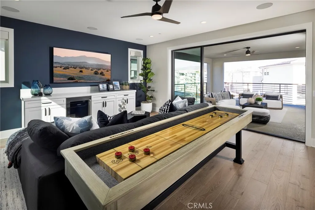 Additional image 11 of 113 Apron, Irvine, CA 92618