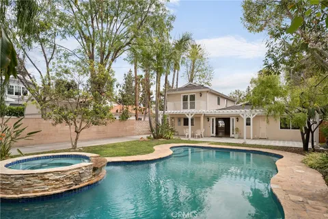 4539 Mammoth Avenue, Sherman Oaks, CA MLS: SR25093090