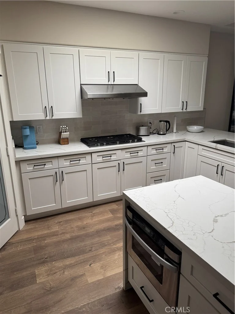 2600 Newport Blv Unit 310, Newport Beach, CA 92663