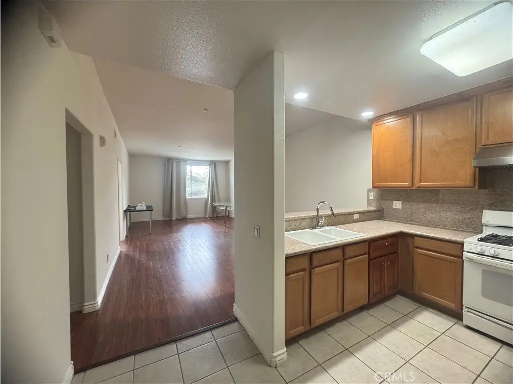 Additional image 8 of 923 East Valley Blvd, San Gabriel, CA 91776