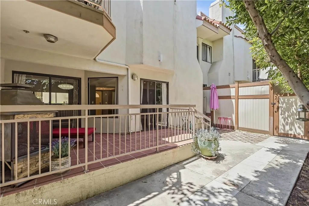 Additional image 16 of 265 W California Blvd Unit 10, Pasadena, CA 91105