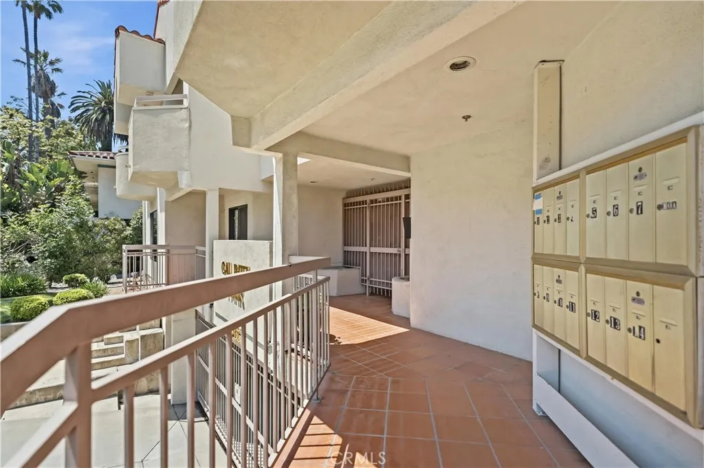 Additional image 73 of 265 W California Blvd Unit 10, Pasadena, CA 91105