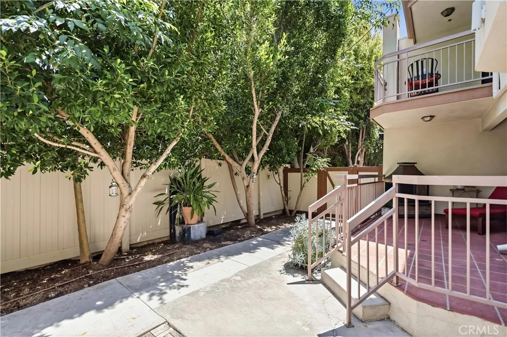 Additional image 52 of 265 W California Blvd Unit 10, Pasadena, CA 91105