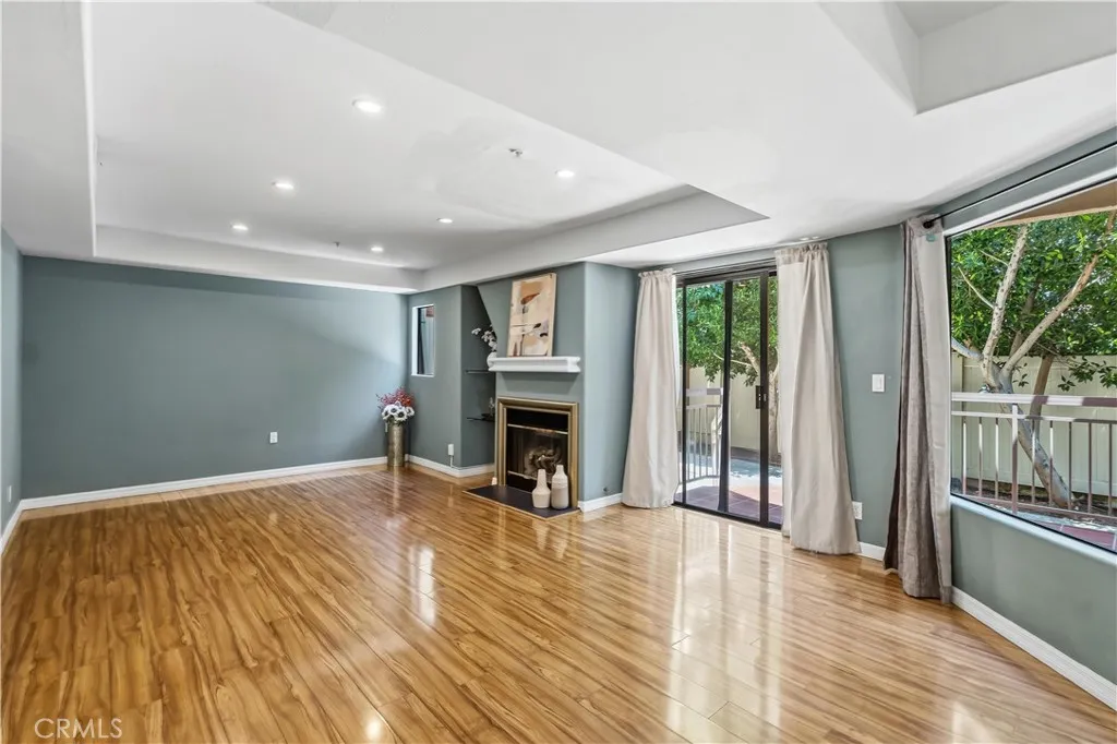 Additional image 41 of 265 W California Blvd Unit 10, Pasadena, CA 91105