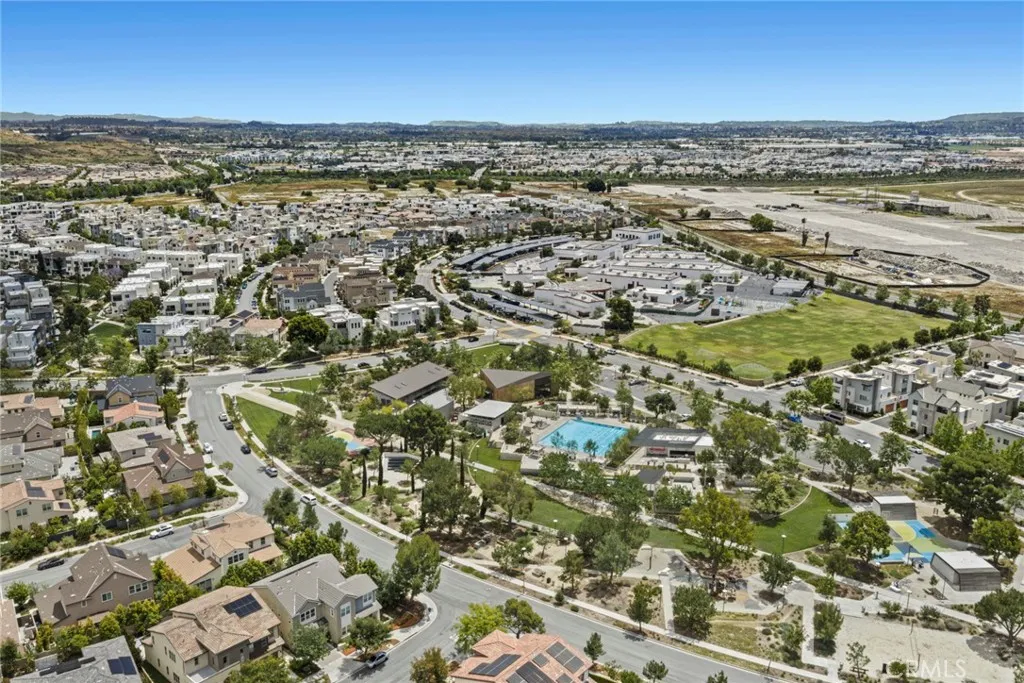 Additional image 124 of 120 Frame, Irvine, CA 92618