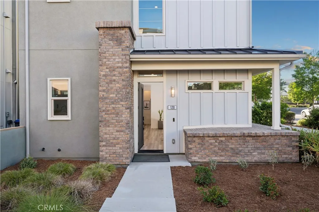 Additional image 36 of 120 Frame, Irvine, CA 92618