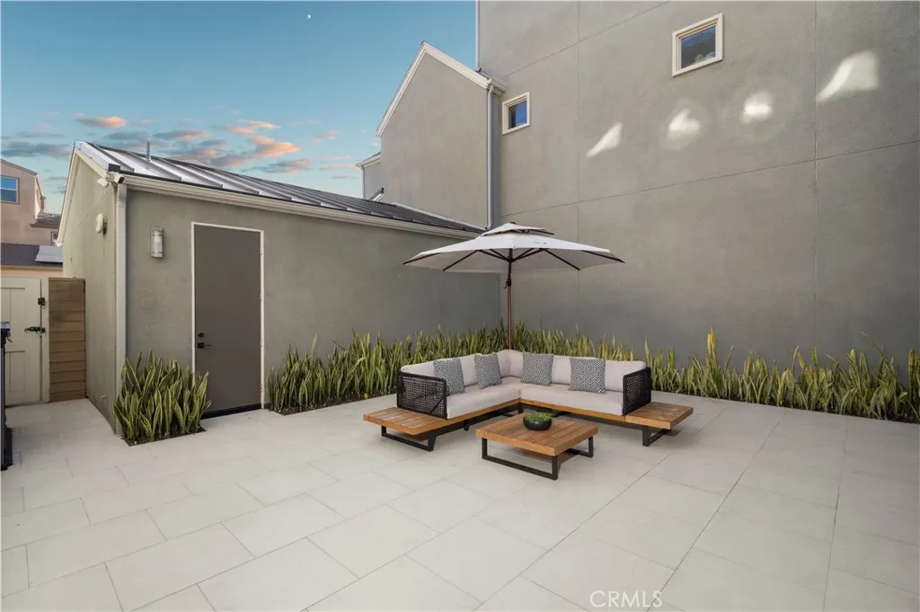 Additional image 11 of 120 Frame, Irvine, CA 92618