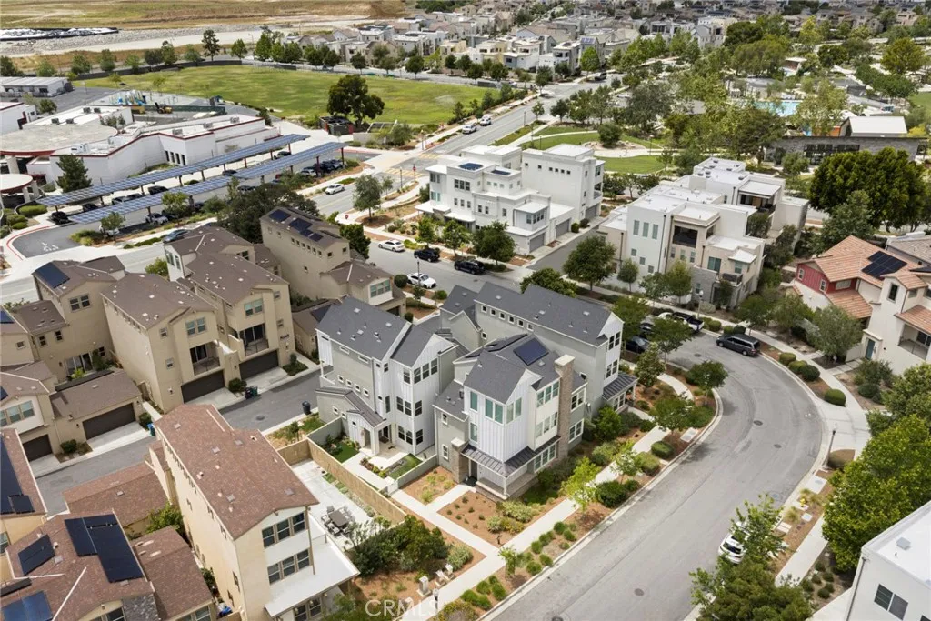 Additional image 121 of 120 Frame, Irvine, CA 92618