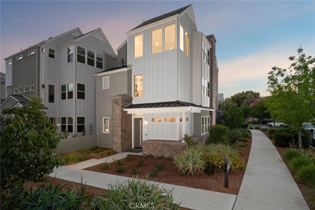 Additional image 74 of 120 Frame, Irvine, CA 92618