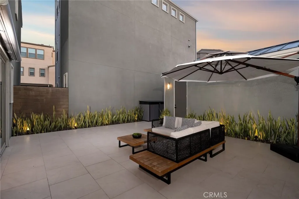 Additional image 44 of 120 Frame, Irvine, CA 92618